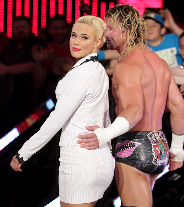 Wwe Raw Results Disqualifications, Betrayals, Kisses And -2412