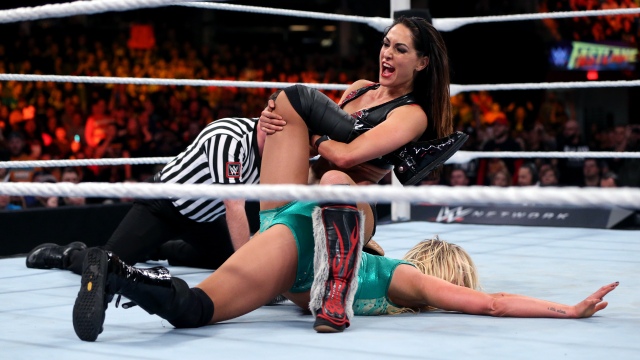 Brie bella vs charlotte